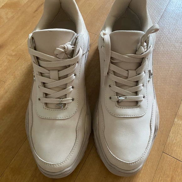 Windsor Smith Carte Marshmallow Nubuck Sneakers - Picture 6 of 10